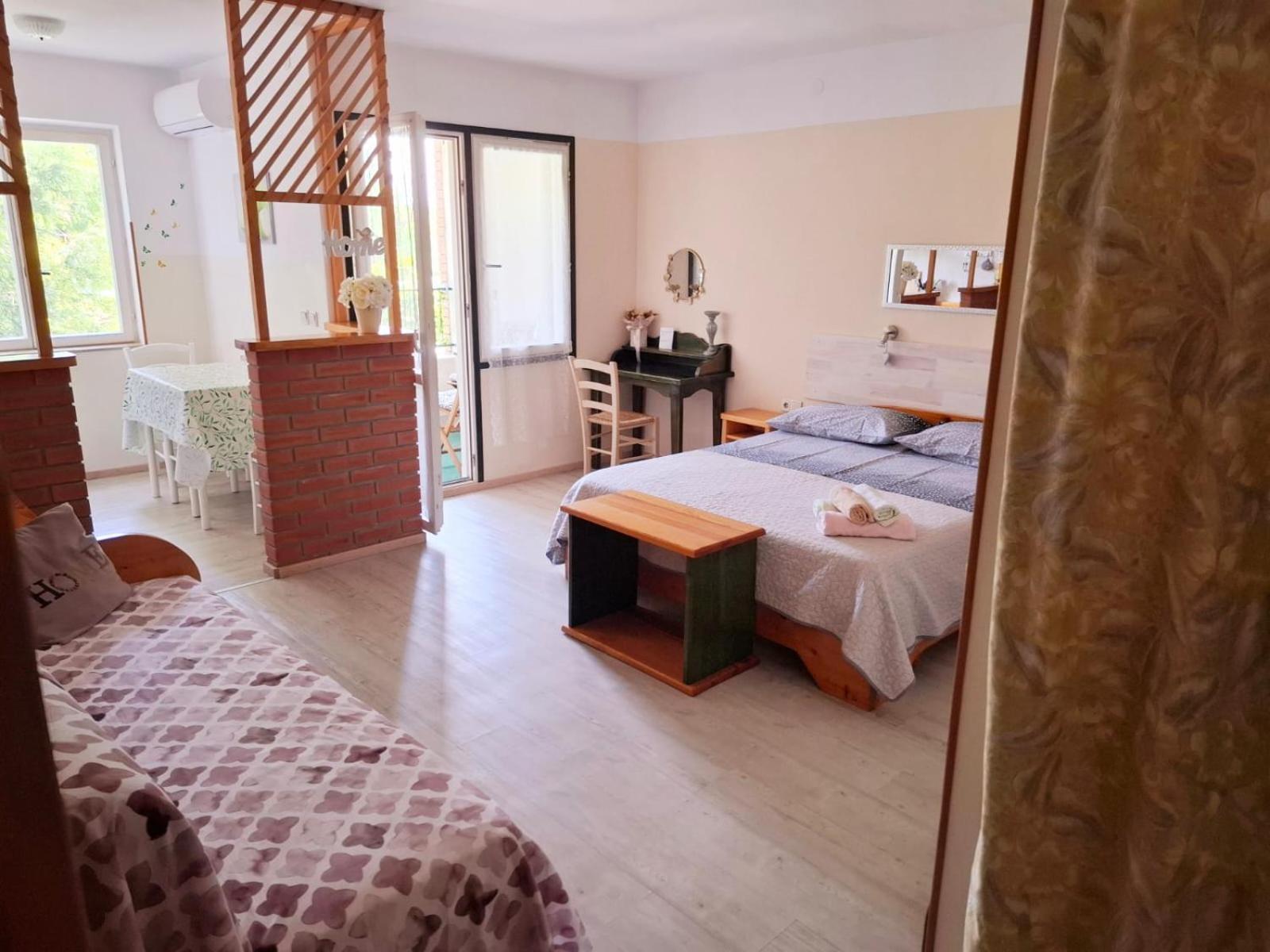 Appartamento House Kate Rovigno Esterno foto